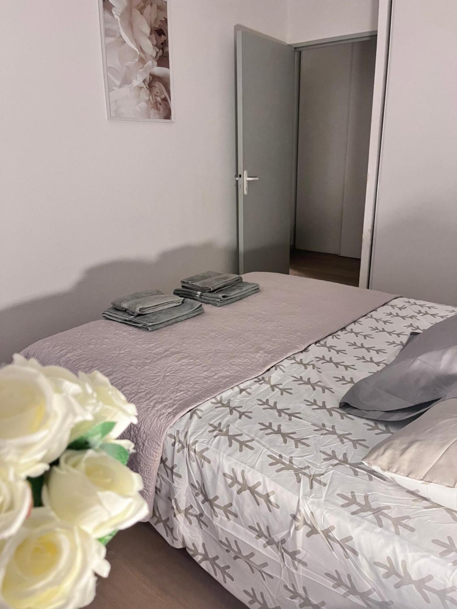Appartement T3 Proche Remparts Avignon Exterior photo